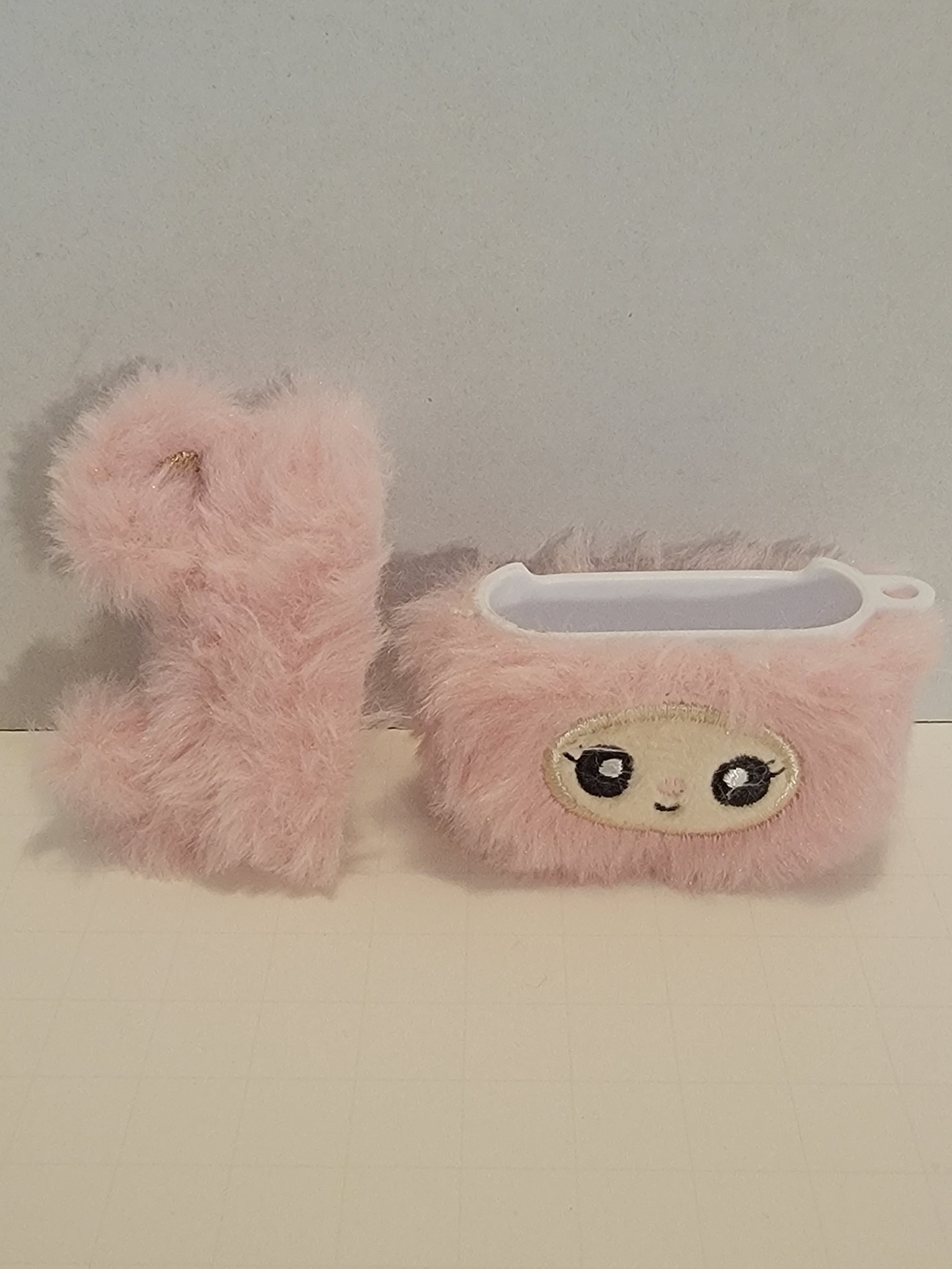 BabyBears Fluffy Plush 🩷Pink Bunny🩷 Airpod Case - (Airpods Gen 4) - Picture 3 of 4